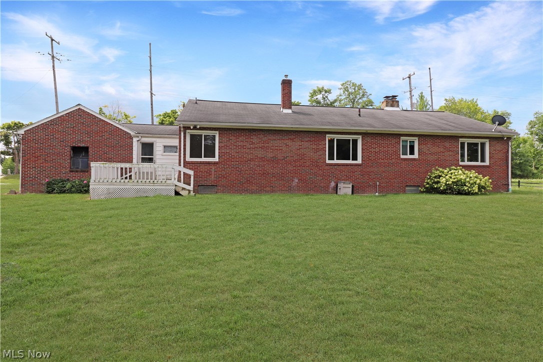 16476 Mayfield Road Huntsburg, OH 44046 - Photo 5 of 42 16476 Back of home