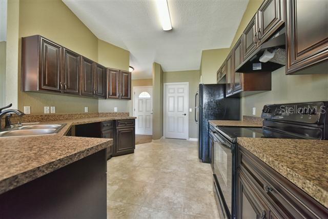 12177 Southwest 96th Lane Dunnellon, FL 34432 - Photo 13 of 28