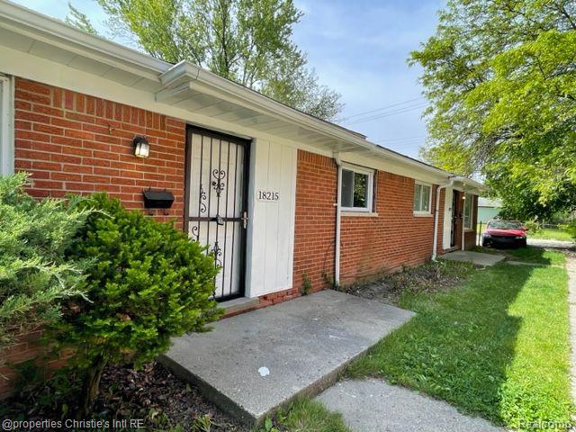 18215 Fitzpatrick Street Detroit, MI 48228 - Photo 1 of 14