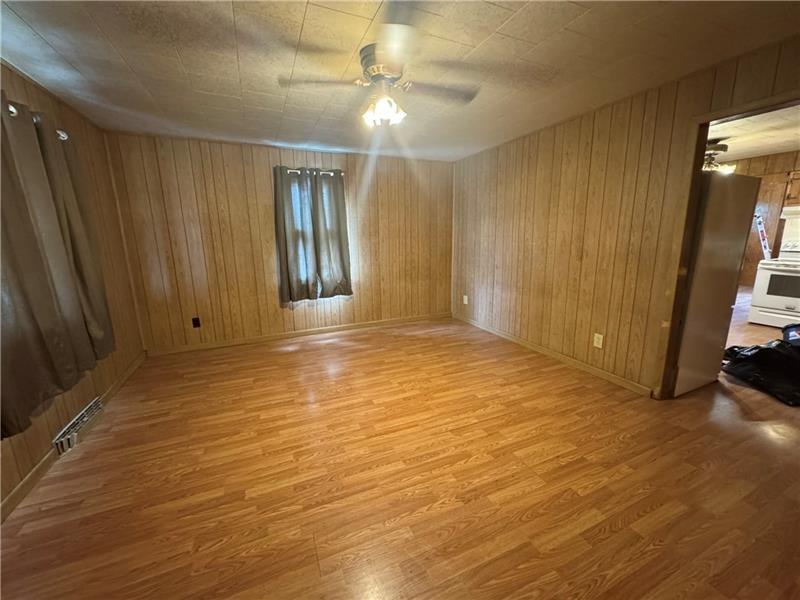 2193 Springhill Furnace Road Smithfield, PA 15478 - Photo 7 of 18