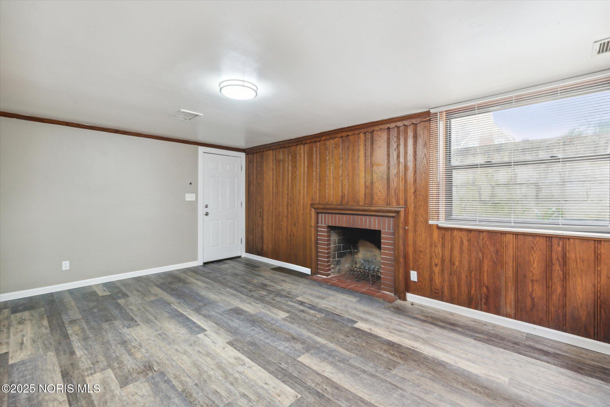 2140 Wyndhurst Road Toledo, OH 43607 - Photo 28 of 61 1
