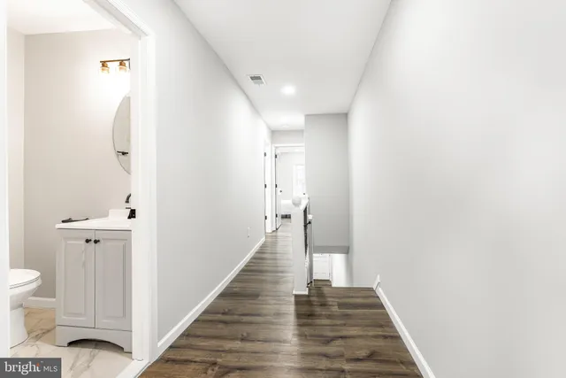 $380,000 | 515 Delamore Place, Wilmington, DE 19805