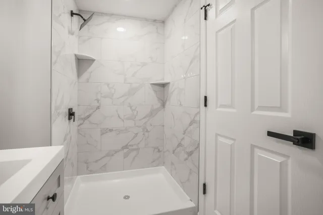 $380,000 | 515 Delamore Place, Wilmington, DE 19805