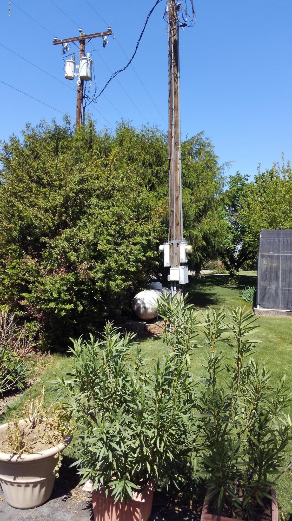 10043 Fort Road Wapato, WA 98951 - Photo 22 of 64 9-Additional Views of area around house