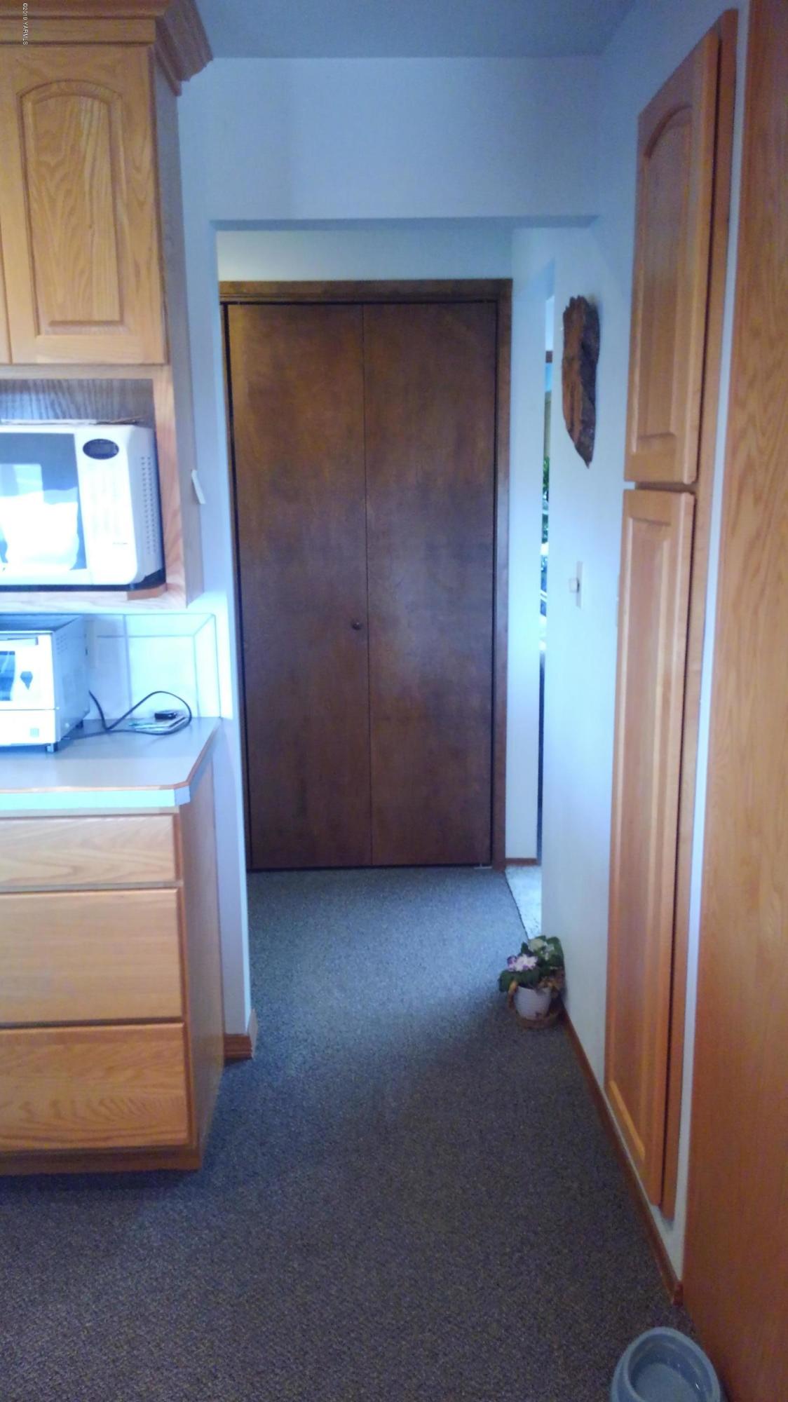 10043 Fort Road Wapato, WA 98951 - Photo 63 of 64 a view of an empty room and closet area