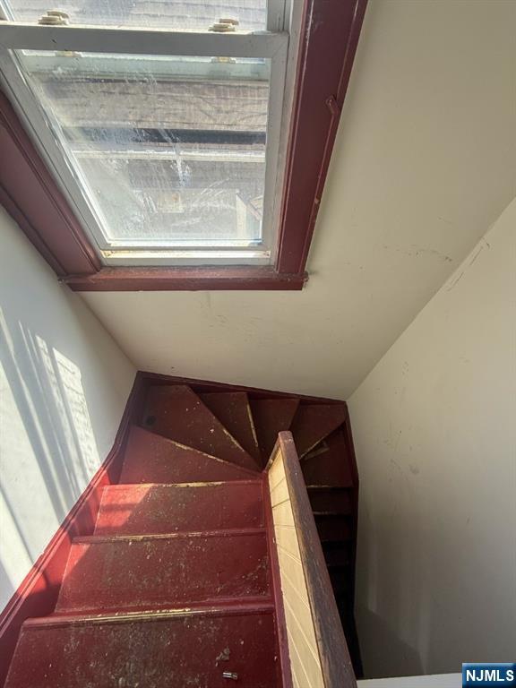 12 Hillcrest Road Maplewood, NJ 07040 - Photo 26 of 45