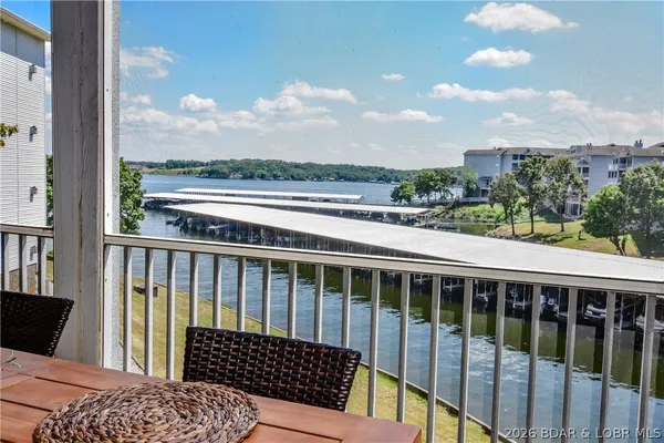 $379,900 | 344 Regatta Bay Drive, Unit 2A, Lake Ozark, MO 65049