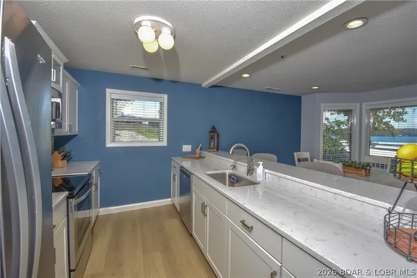 $379,900 | 344 Regatta Bay Drive, Unit 2A, Lake Ozark, MO 65049