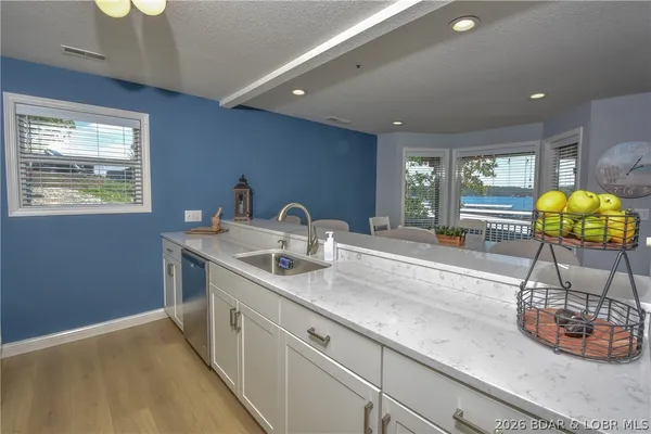 $379,900 | 344 Regatta Bay Drive, Unit 2A, Lake Ozark, MO 65049
