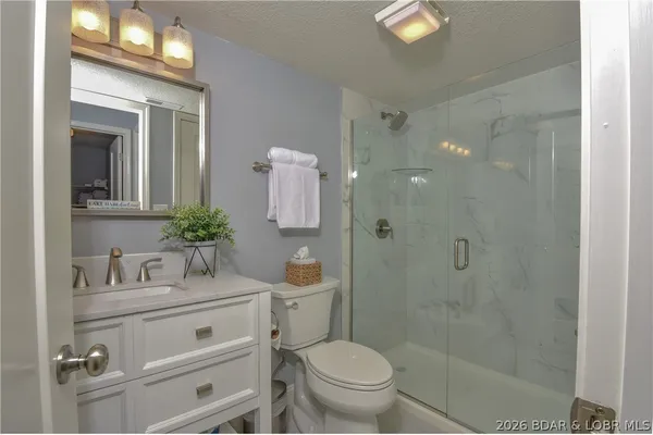 $379,900 | 344 Regatta Bay Drive, Unit 2A, Lake Ozark, MO 65049