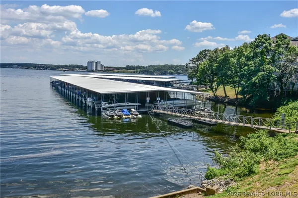 $379,900 | 344 Regatta Bay Drive, Unit 2A, Lake Ozark, MO 65049