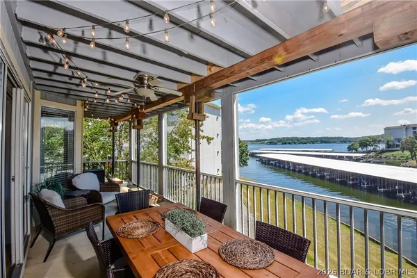 $379,900 | 344 Regatta Bay Drive, Unit 2A, Lake Ozark, MO 65049