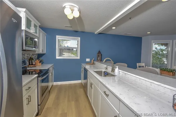 $379,900 | 344 Regatta Bay Drive, Unit 2A, Lake Ozark, MO 65049