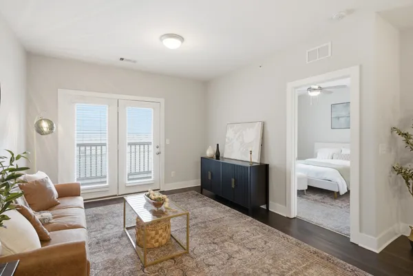 $244,900 | 934 Governors Court, Unit 202, Nashville, TN 37211