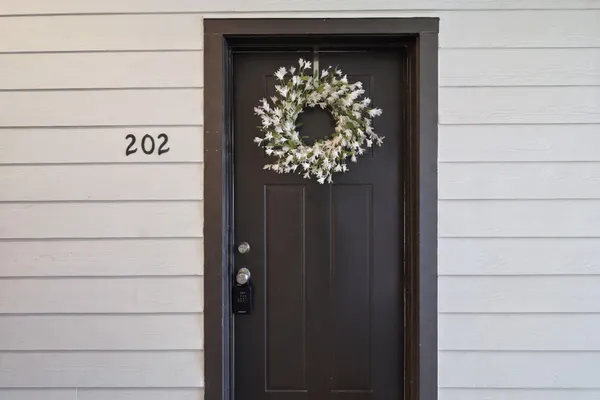 $244,900 | 934 Governors Court, Unit 202, Nashville, TN 37211