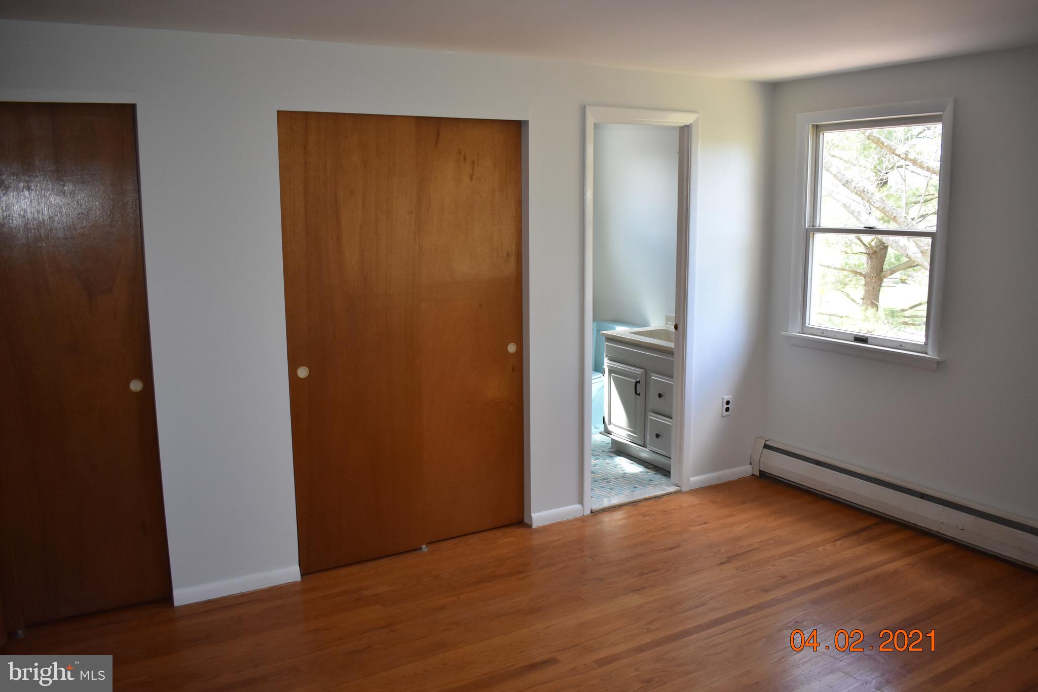 292 Manor Road Harleysville, PA 19438 - Photo 22 of 27 Bedroom #1 with bathroom