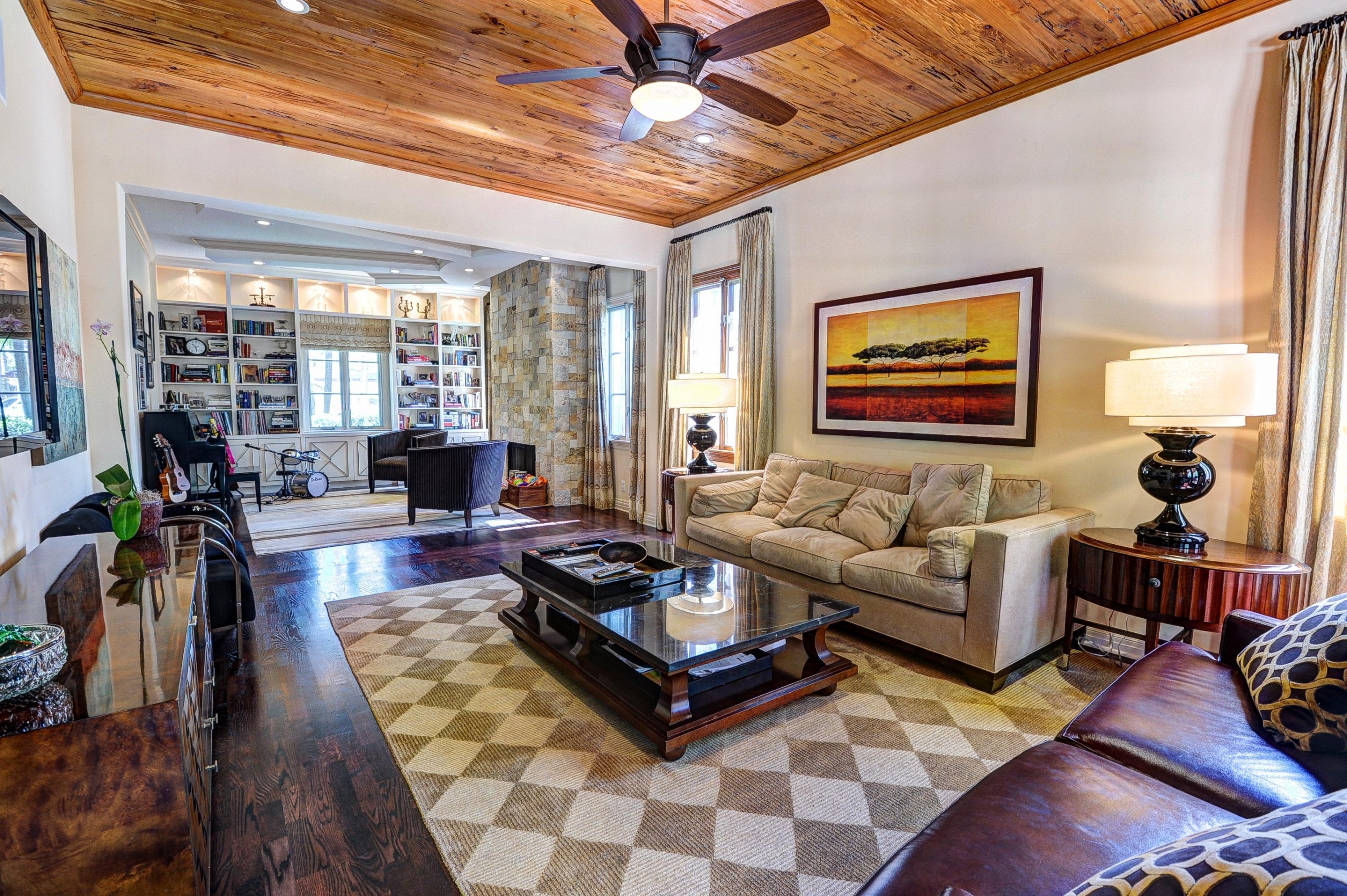 323 Northwest 9th Terrace Boca Raton, FL 33486 - Photo 14 of 40 014_Living Room