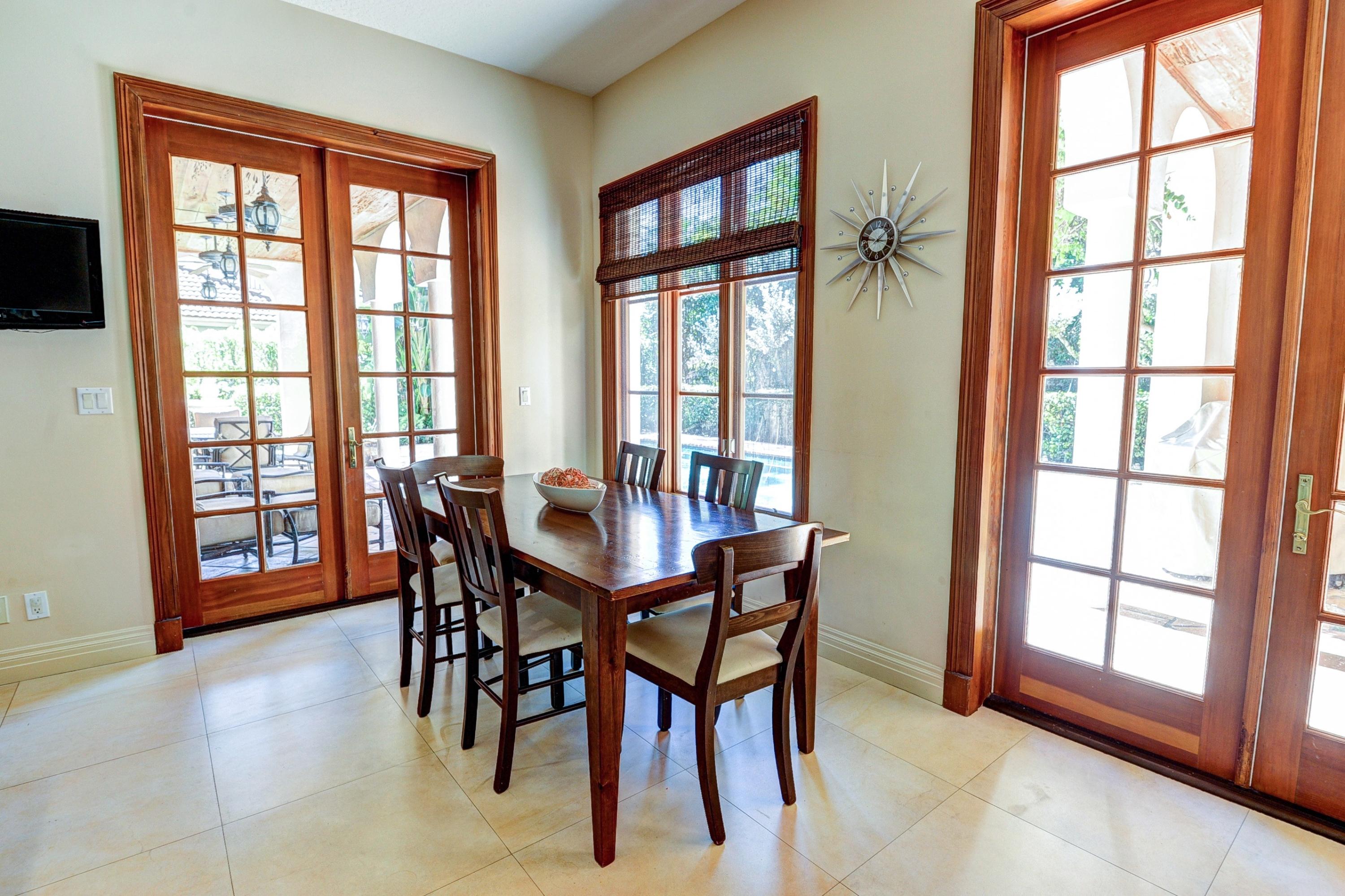 323 Northwest 9th Terrace Boca Raton, FL 33486 - Photo 18 of 40 018_Breakfast Nook