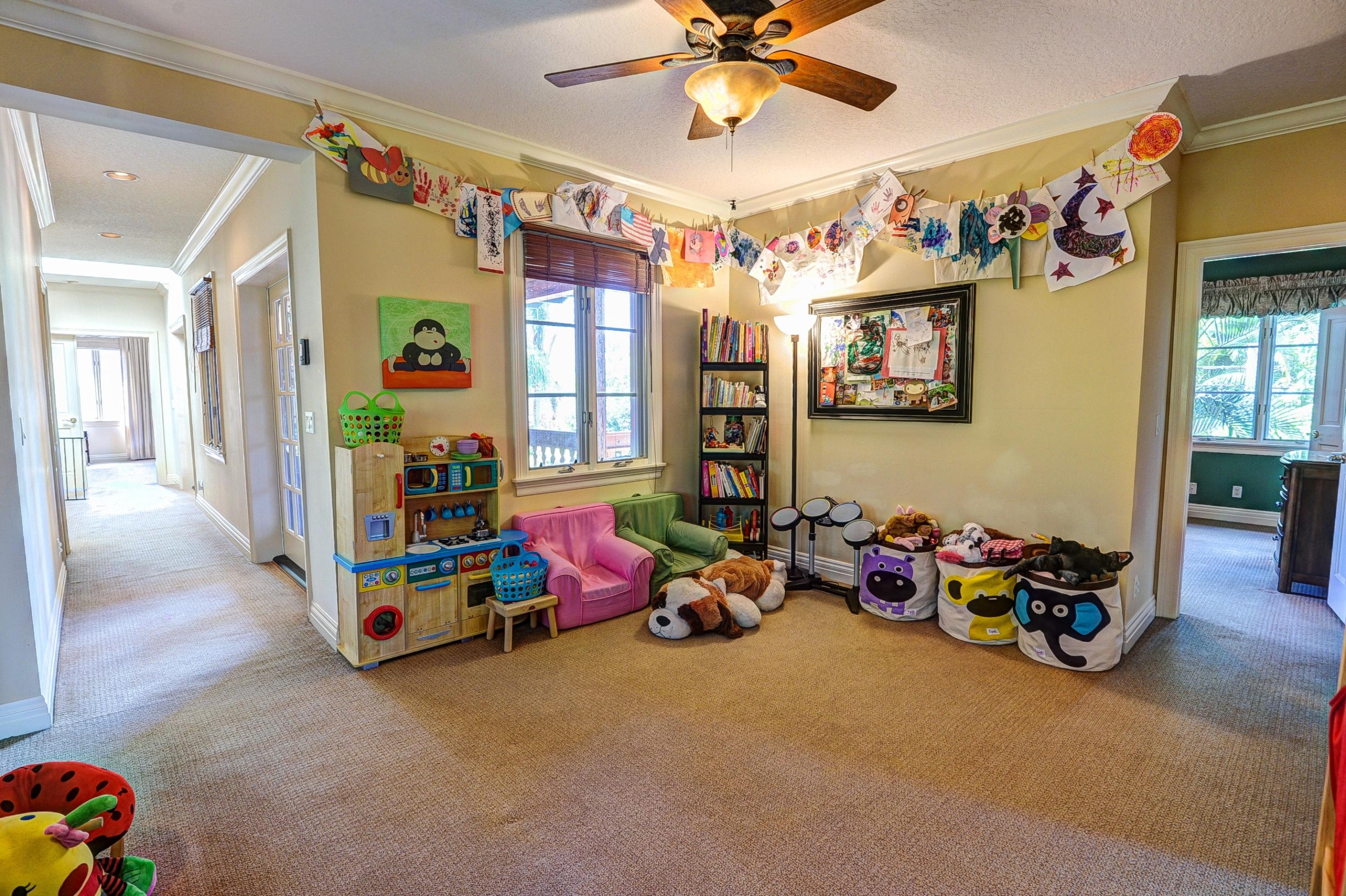 323 Northwest 9th Terrace Boca Raton, FL 33486 - Photo 39 of 40 039_Playroom