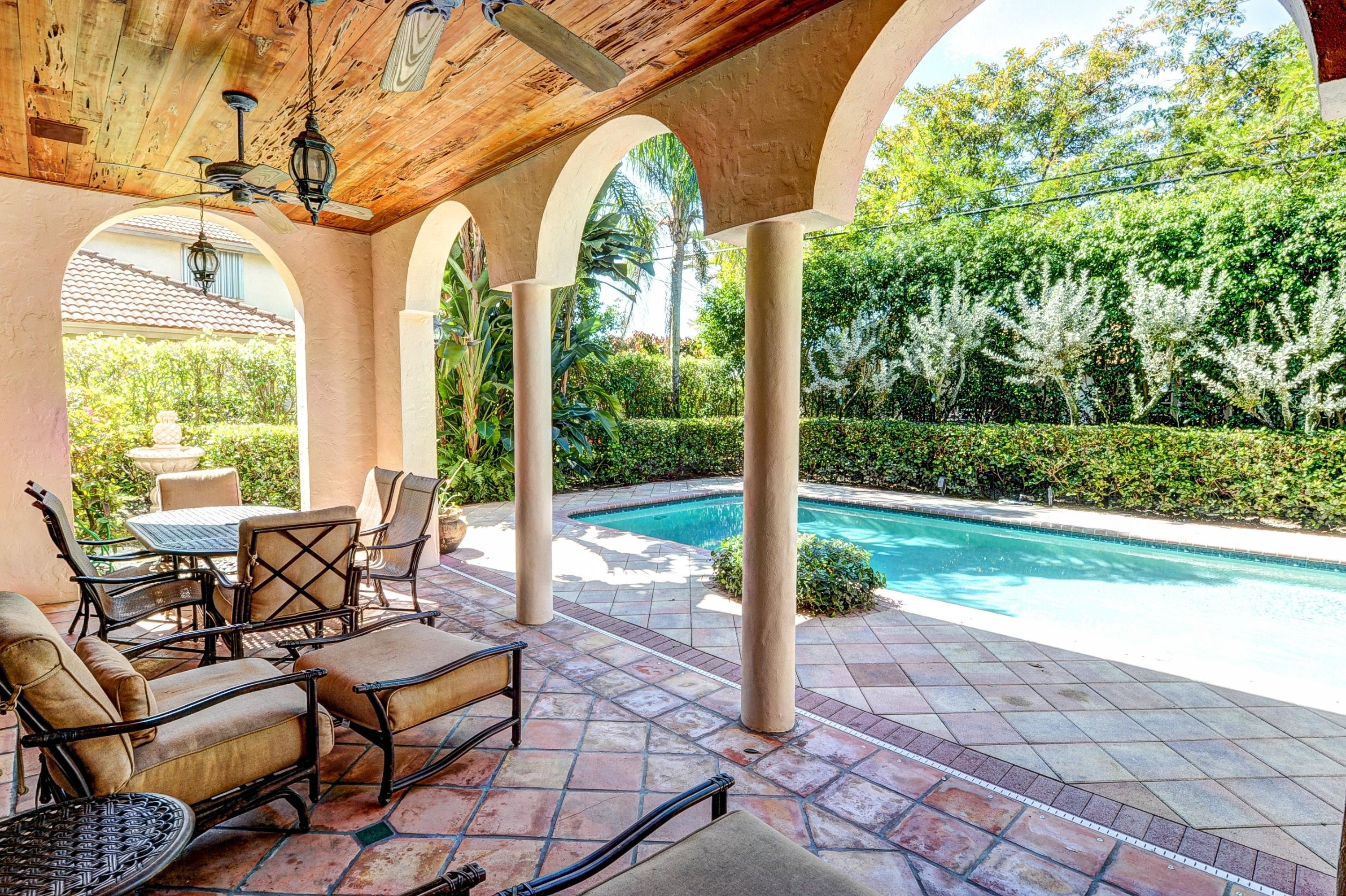 323 Northwest 9th Terrace Boca Raton, FL 33486 - Photo 5 of 40 005_Patio & Pool