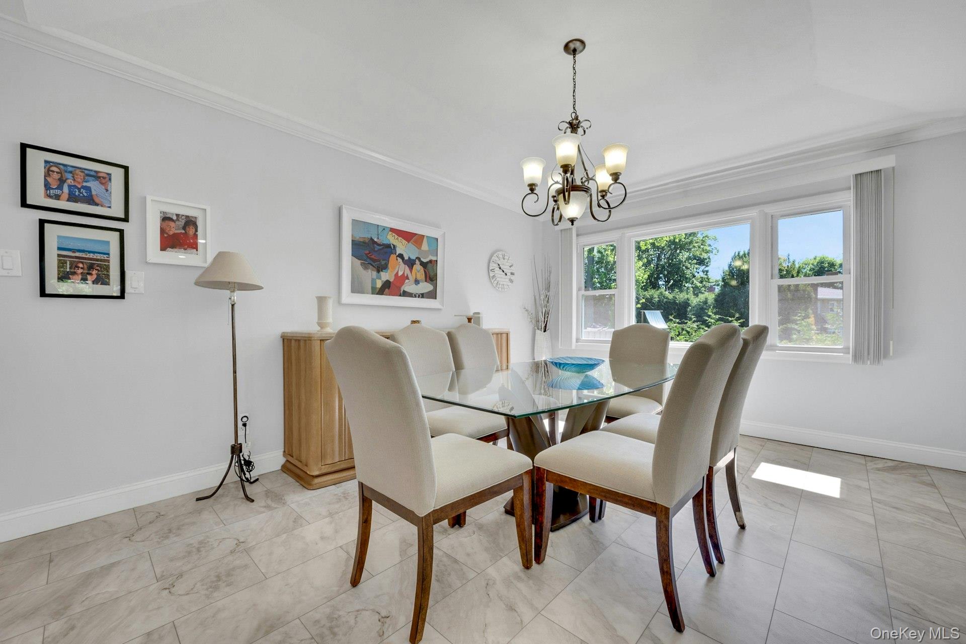 101 Windsor Ovl New Rochelle, NY 10805 - Photo 6 of 48