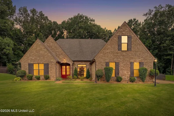$499,900 | 7459 Featherston Cove, Olive Branch, MS 38654