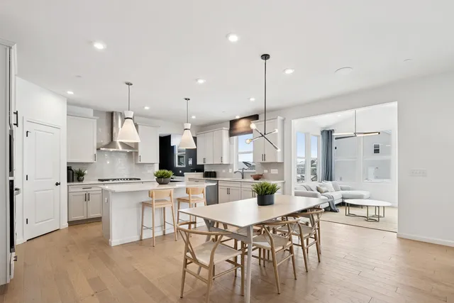 $749,990 | 3180 Semple Way, Mundelein, IL 60060