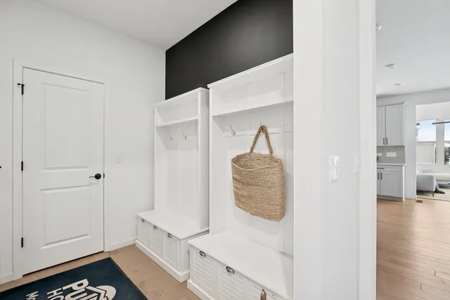 $749,990 | 3180 Semple Way, Mundelein, IL 60060