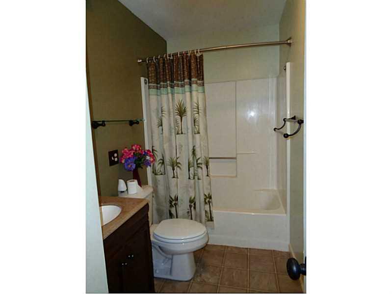 4880 Lucerne Road, Unit 4880 Indiana, PA 15701 - Photo 7 of 9 Full Bath.