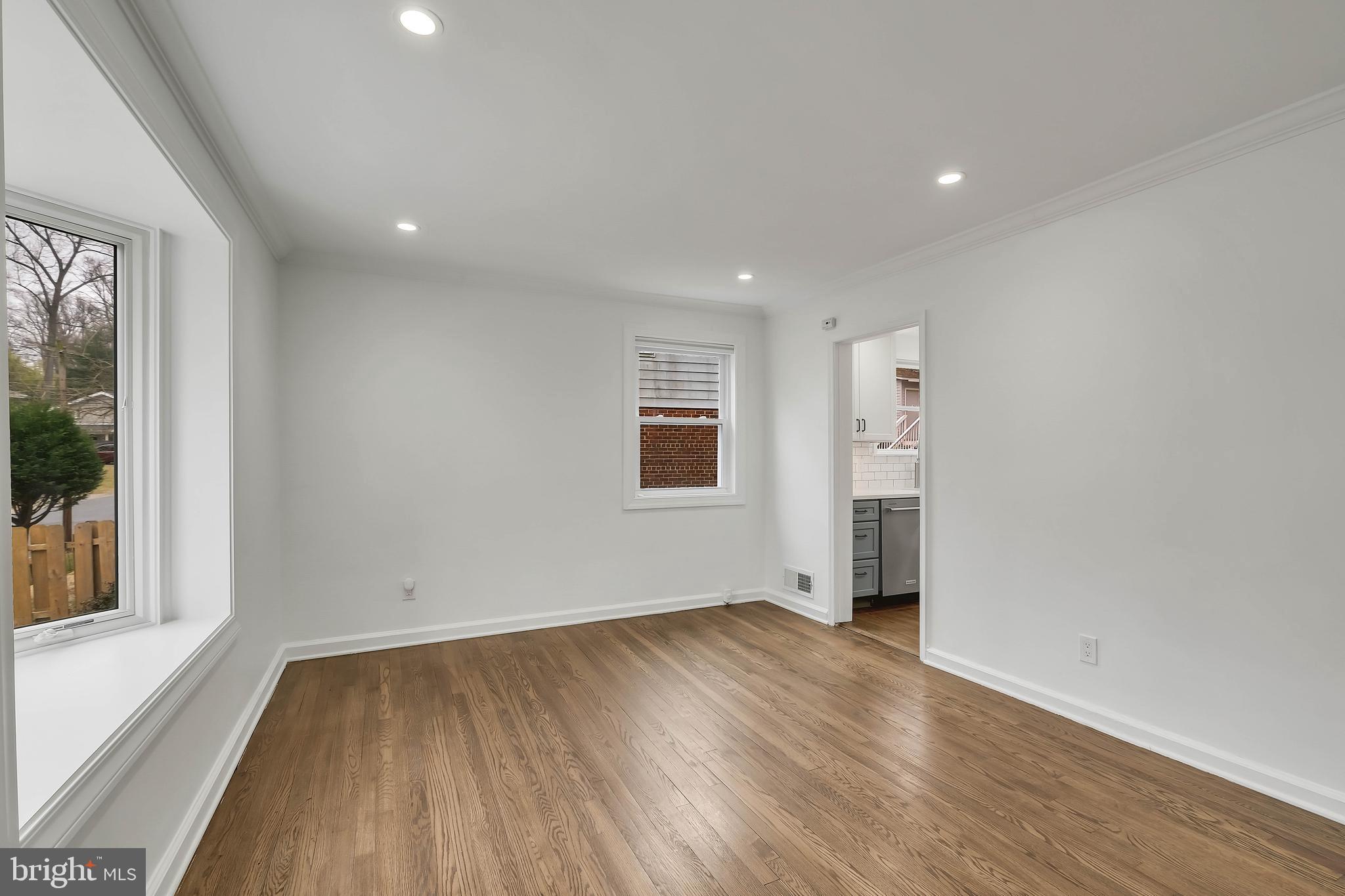 11606 Gail Place Silver Spring, MD 20902 - Photo 3 of 41 Living room