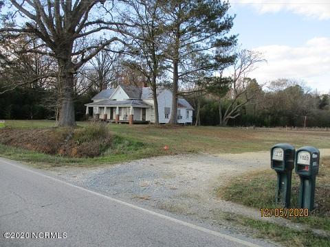 1018 High House Road Clinton, NC 28328 - Photo 2 of 11 right view