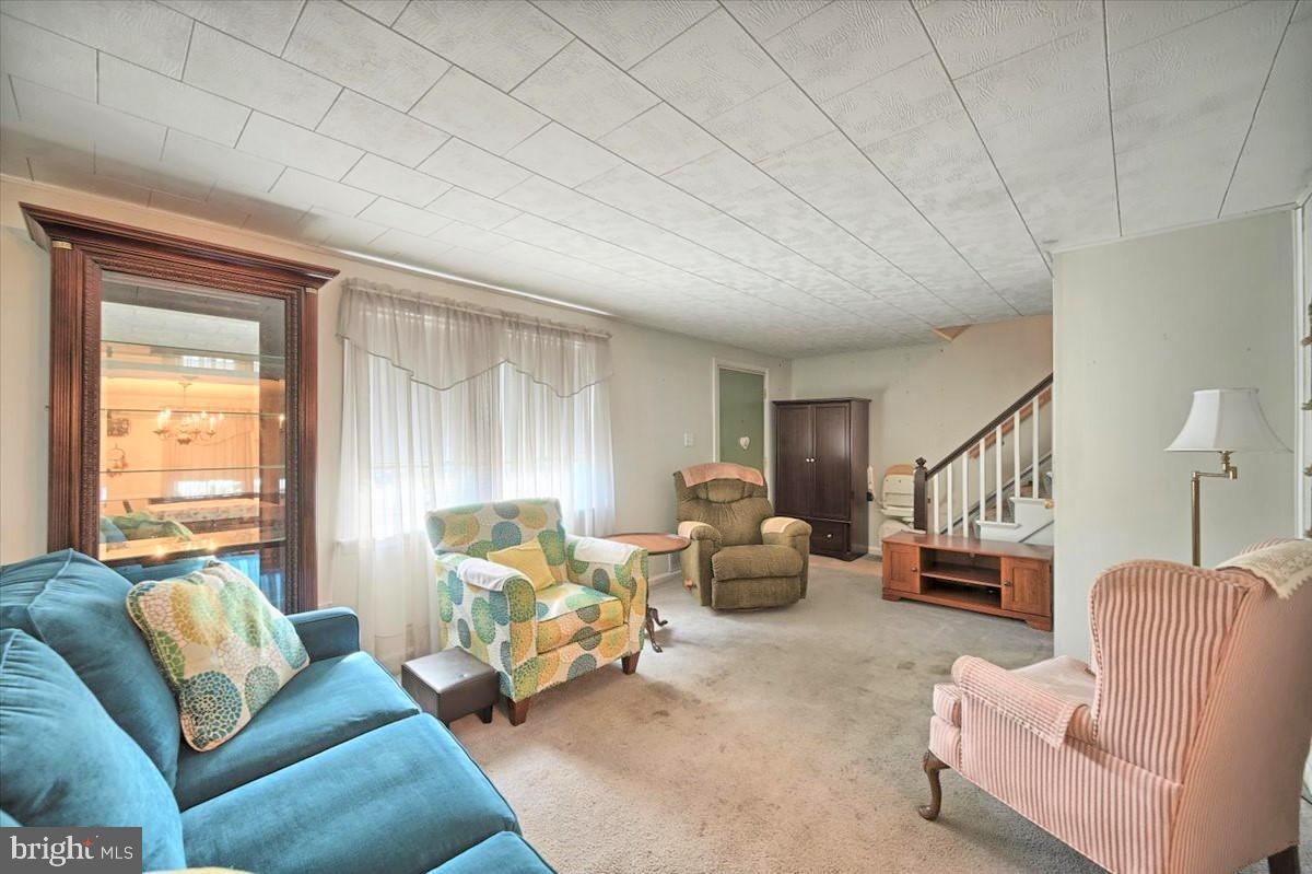 3762 Rutherford Street Harrisburg, PA 17111 - Photo 6 of 26 Gallery Image 6