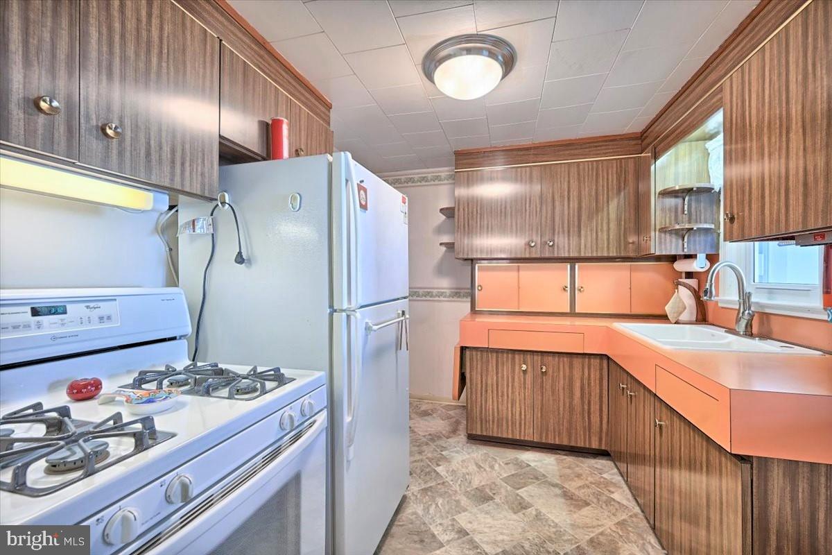 3762 Rutherford Street Harrisburg, PA 17111 - Photo 10 of 26 Gallery Image 10