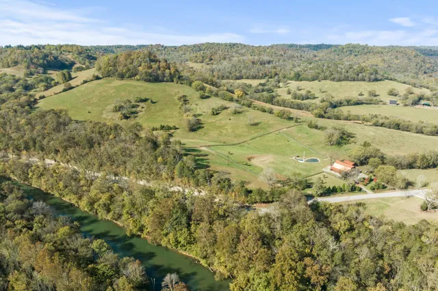 $1,000,000 | 11528 Dodson Branch Highway, Gainesboro, TN 38562