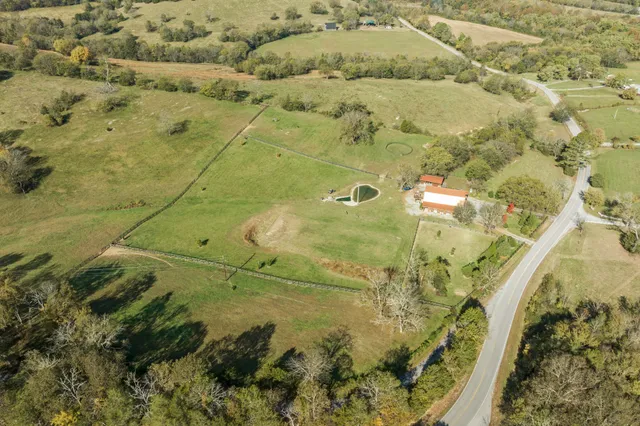 $1,000,000 | 11528 Dodson Branch Highway, Gainesboro, TN 38562