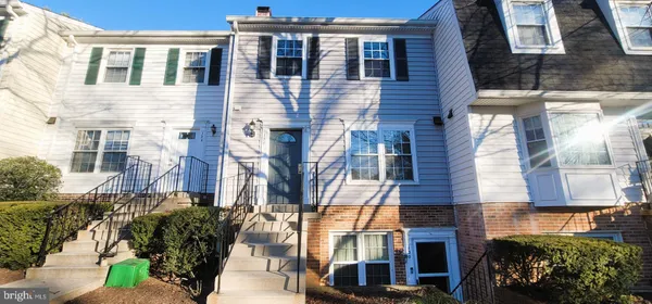 $2,590 | 128 Bent Twig Lane, Unit 345, Gaithersburg, MD 20878