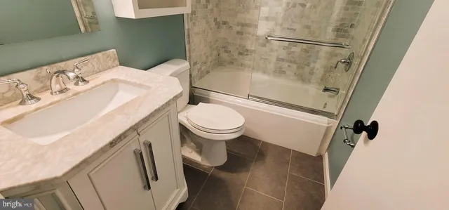 $2,790 | 128 Bent Twig Lane, Unit 345, Gaithersburg, MD 20878