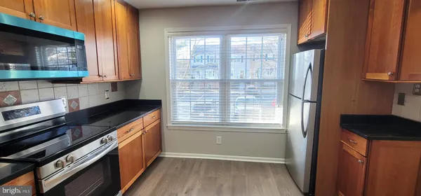 $2,590 | 128 Bent Twig Lane, Unit 345, Gaithersburg, MD 20878