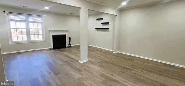 $2,590 | 128 Bent Twig Lane, Unit 345, Gaithersburg, MD 20878