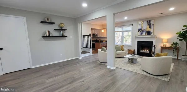 $2,590 | 128 Bent Twig Lane, Unit 345, Gaithersburg, MD 20878