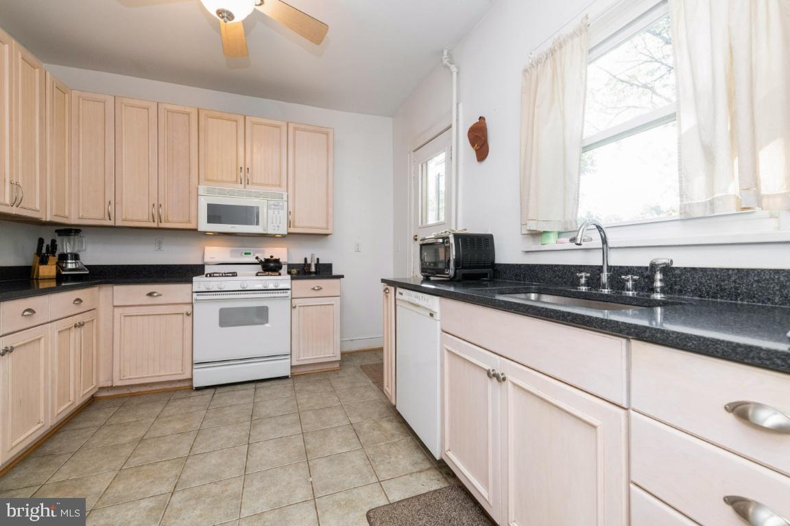 519 Orkney Road Baltimore, MD 21212 - Photo 6 of 40