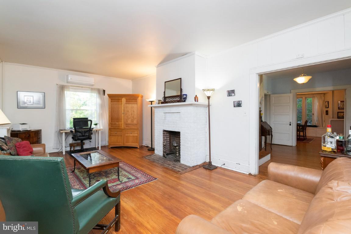 519 Orkney Road Baltimore, MD 21212 - Photo 9 of 40