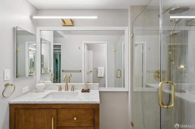 $529,000 | 6363 Christie Avenue, Unit 1203, Emeryville, CA 94608