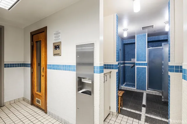 $529,000 | 6363 Christie Avenue, Unit 1203, Emeryville, CA 94608