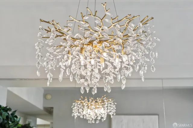 $529,000 | 6363 Christie Avenue, Unit 1203, Emeryville, CA 94608