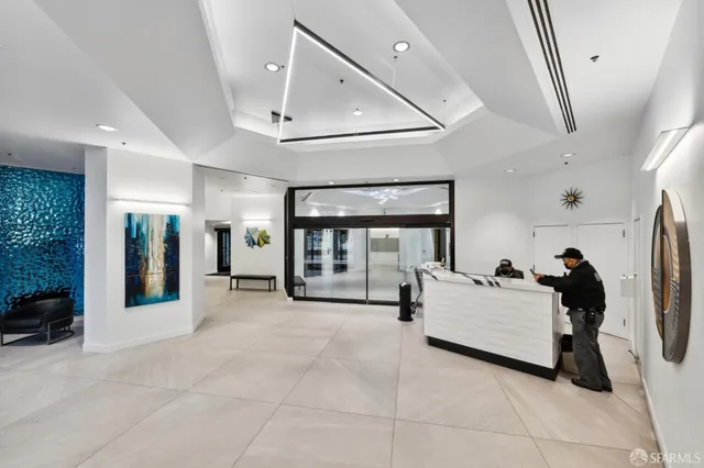 $529,000 | 6363 Christie Avenue, Unit 1203, Emeryville, CA 94608