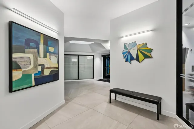 $529,000 | 6363 Christie Avenue, Unit 1203, Emeryville, CA 94608