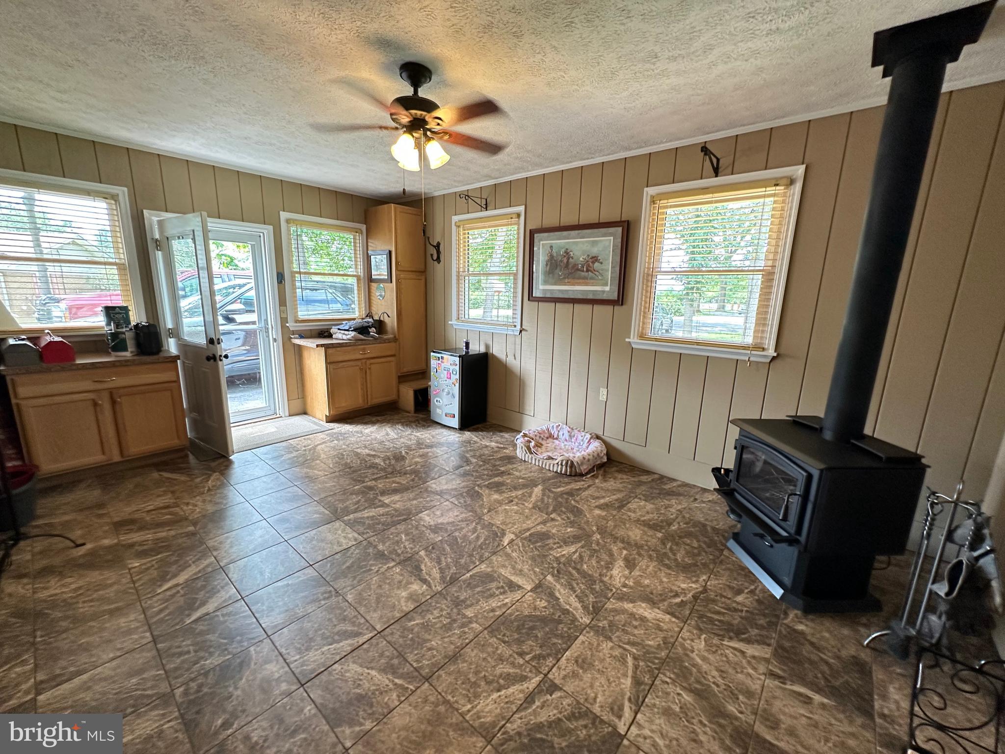 579 Circle View Road Luray, VA 22835 - Photo 38 of 65 Office/Den w/ woodstove