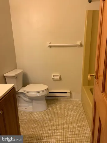 $1,900 | 400 Campbell Circle, Unit G15, Downingtown, PA 19335