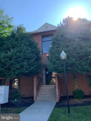 $1,900 | 400 Campbell Circle, Unit G15, Downingtown, PA 19335